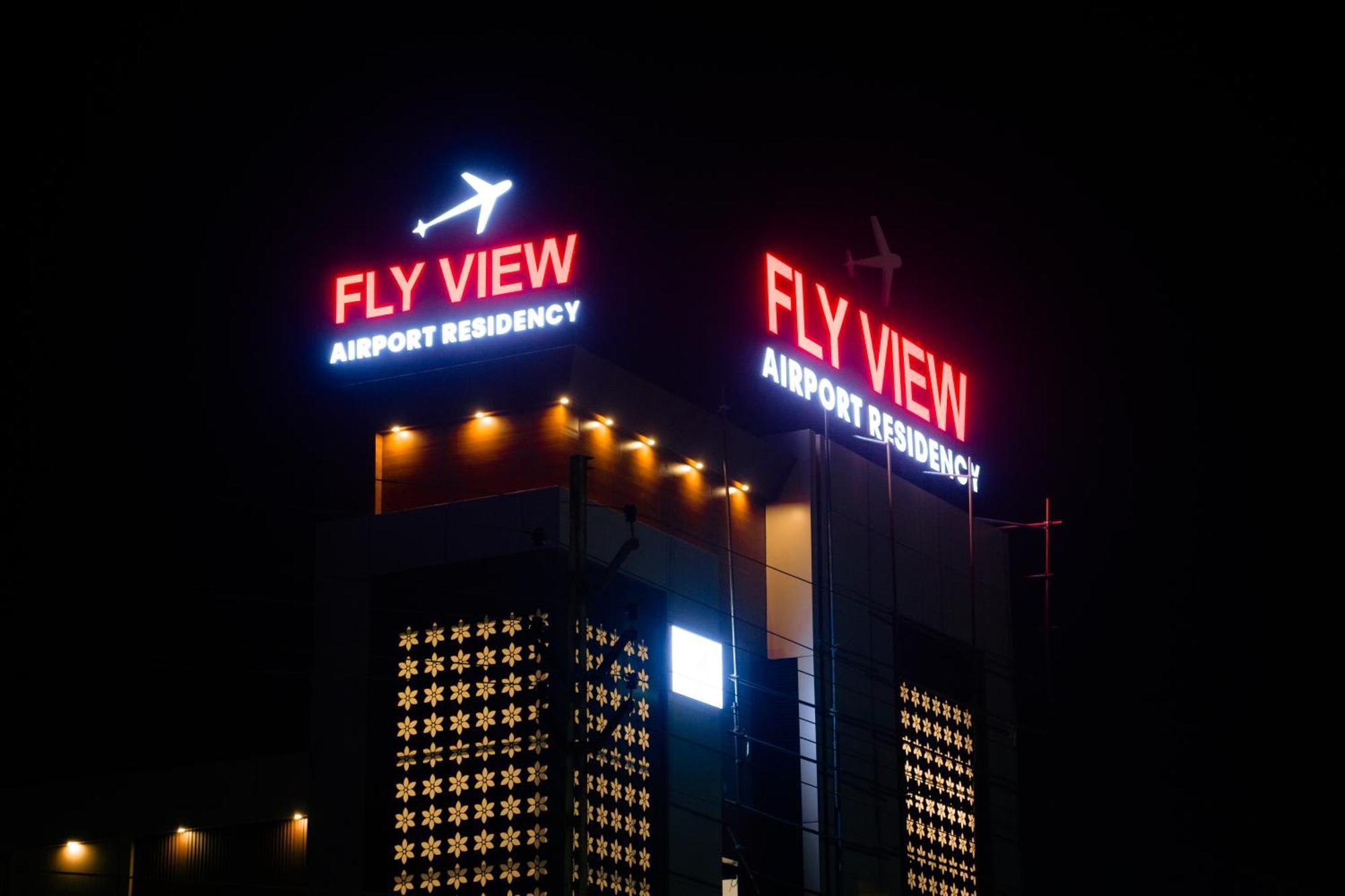 Fly View Airport Residency 호텔 니둠바서리 외부 사진