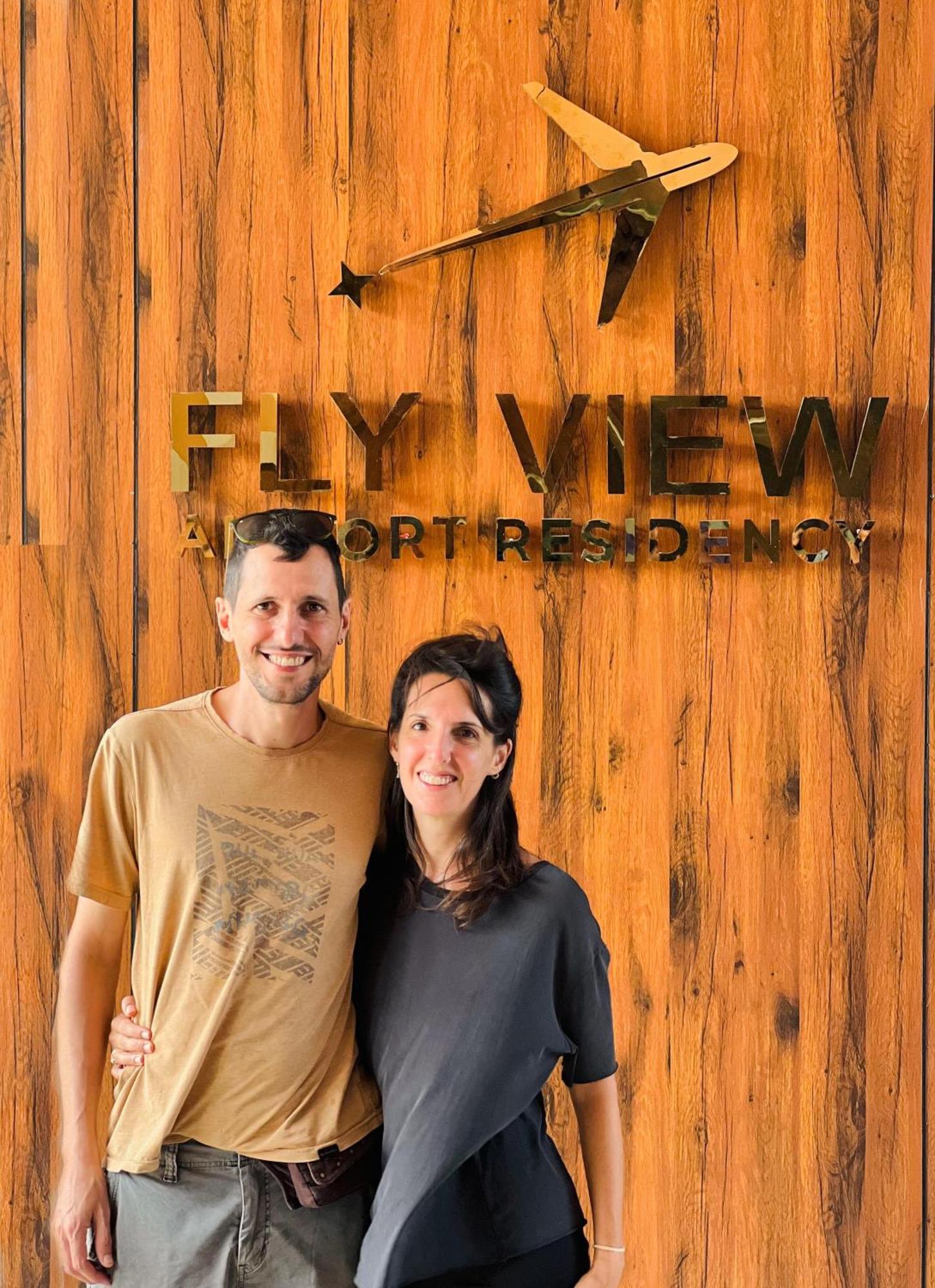 Fly View Airport Residency 호텔 니둠바서리 외부 사진
